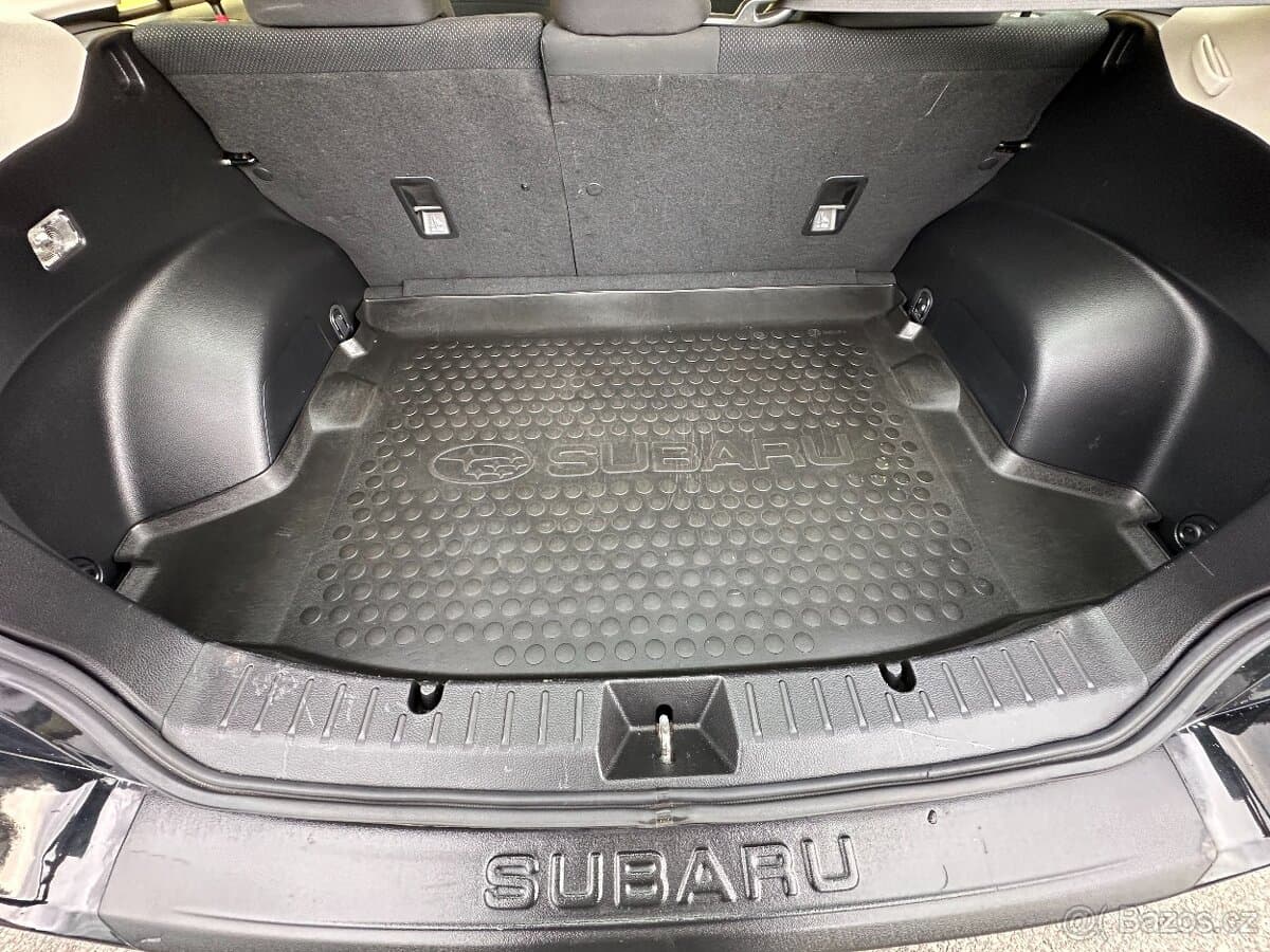 2016 Subaru IMPREZA - 18