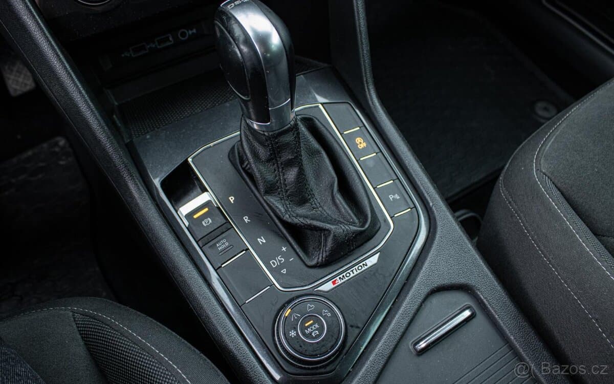 2018 Volkswagen TIGUAN - 18