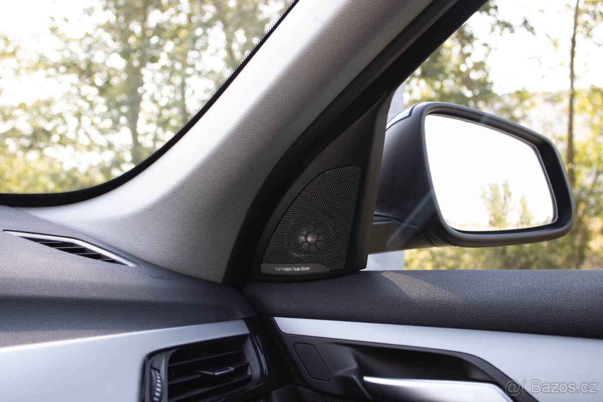 2021 BMW X1 - 18