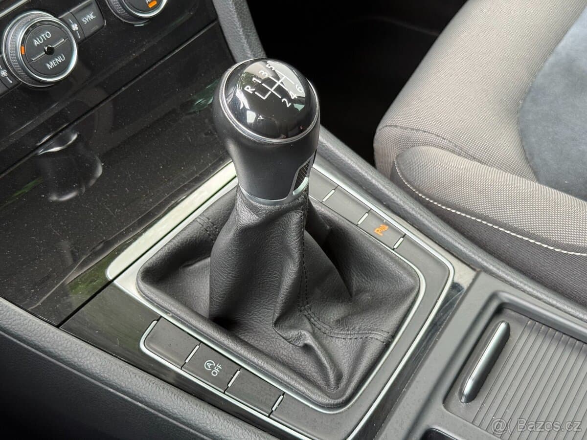 2015 Volkswagen GOLF - 18