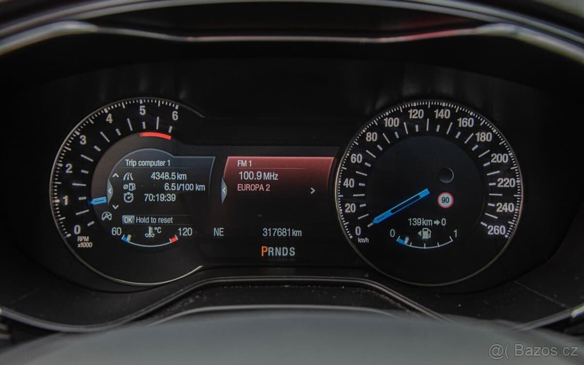 2015 Ford MONDEO - 18