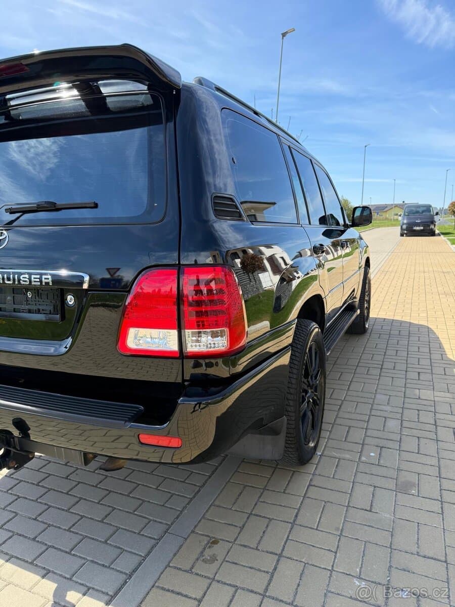 2007 Toyota LAND CRUISER - 18