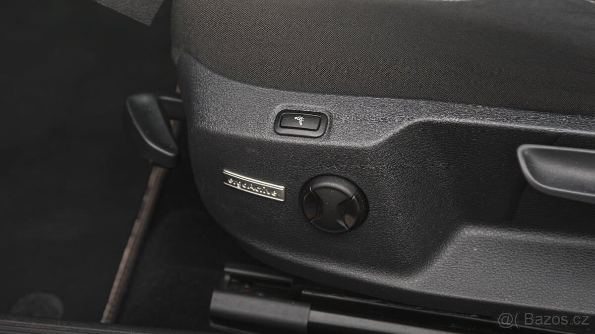 2018 Volkswagen GOLF - 18