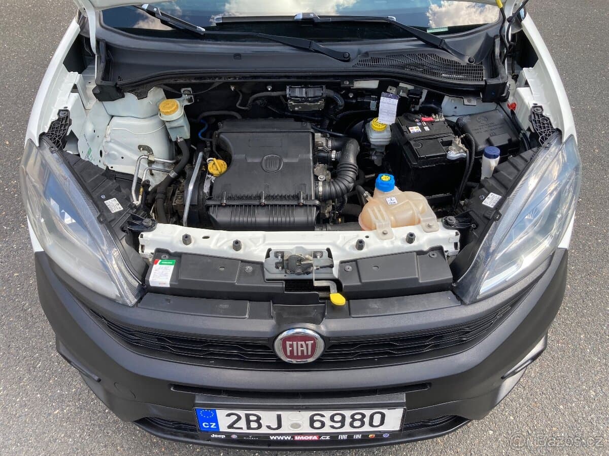 2019 Fiat DOBLO - 18