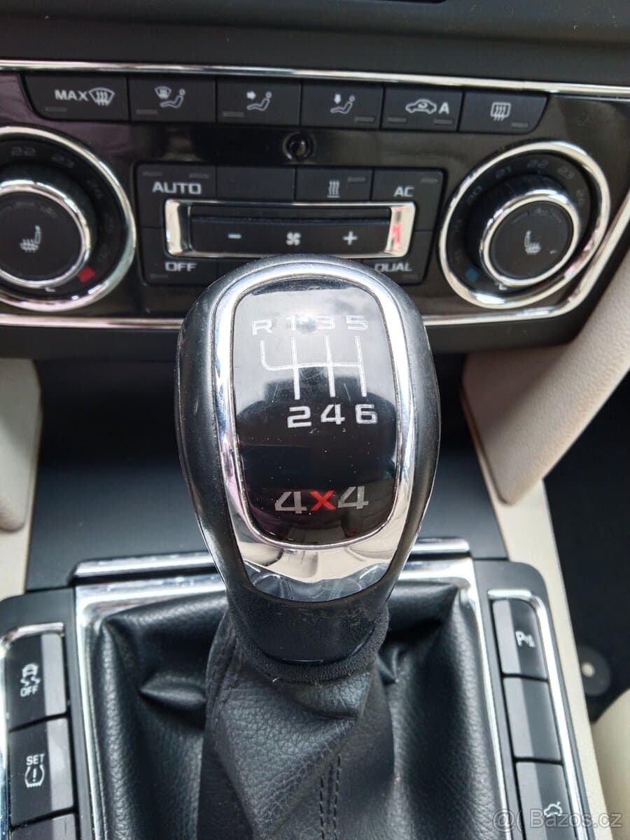 2012 Škoda SUPERB - 18