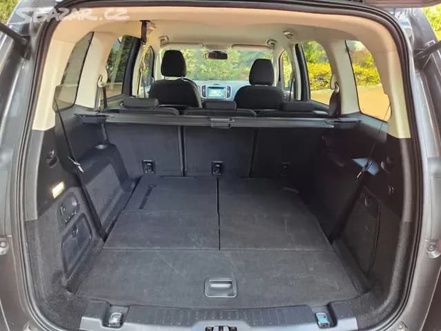 2017 Ford GALAXY - 18