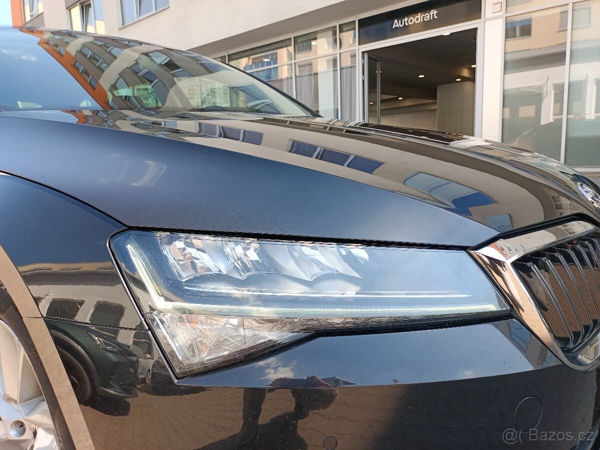 2022 Škoda SUPERB - 18