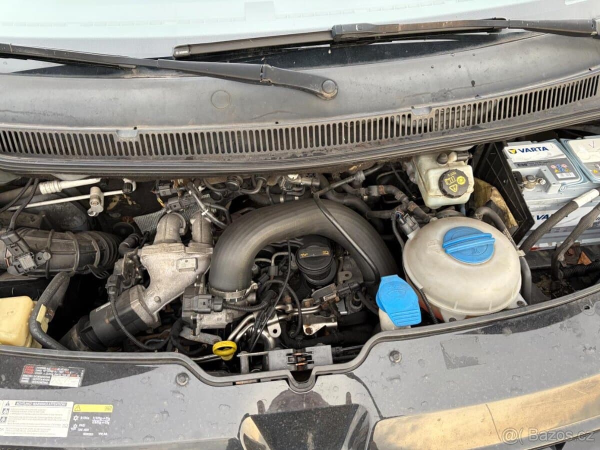 2013 Volkswagen MULTIVAN - 18