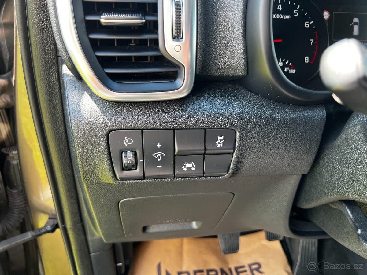 2018 Kia SPORTAGE - 18