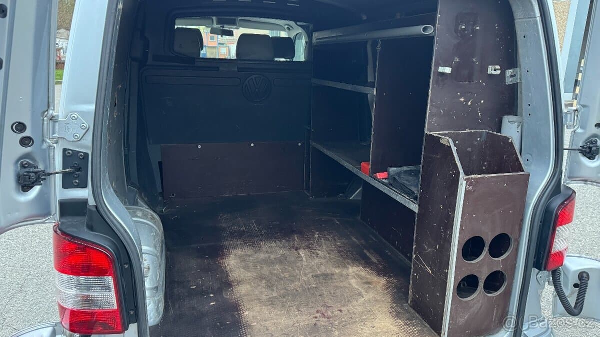 2010 Volkswagen TRANSPORTER - 18