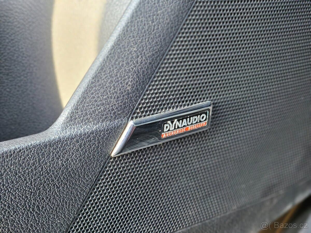 2012 Volkswagen TIGUAN - 18
