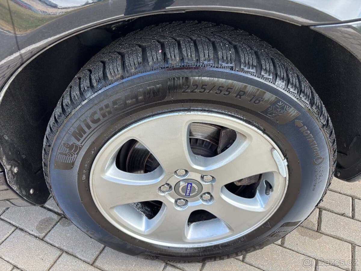 2012 Volvo V70 - 18