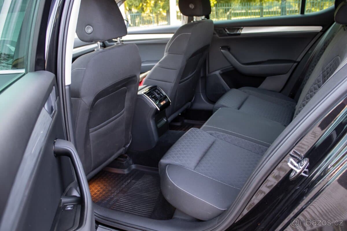 2019 Škoda SUPERB - 18