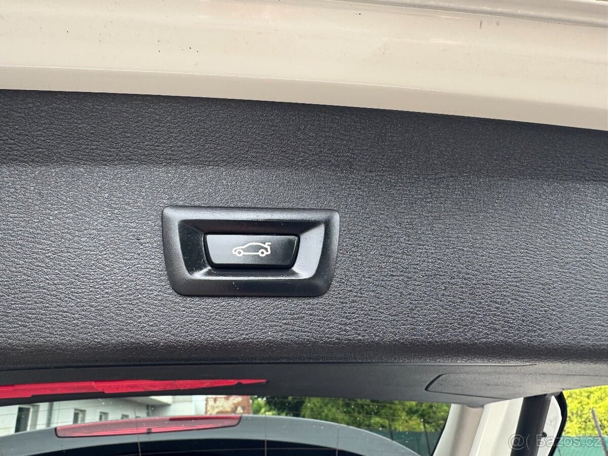 2016 BMW X1 - 18