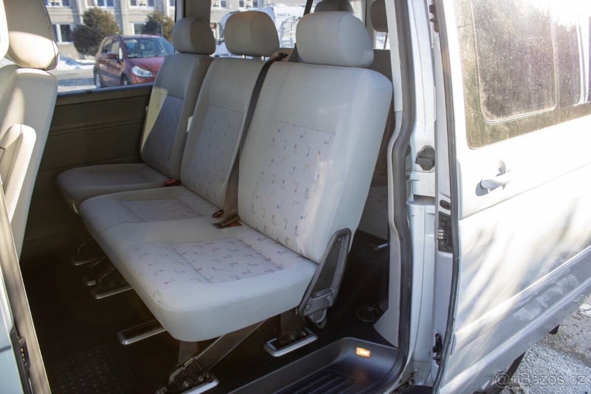 2008 Volkswagen CARAVELLE - 18