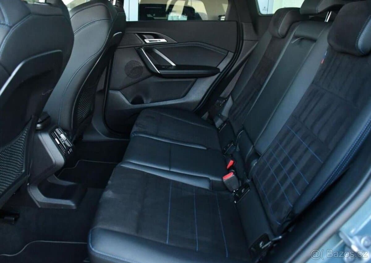 2023 BMW X1 - 18