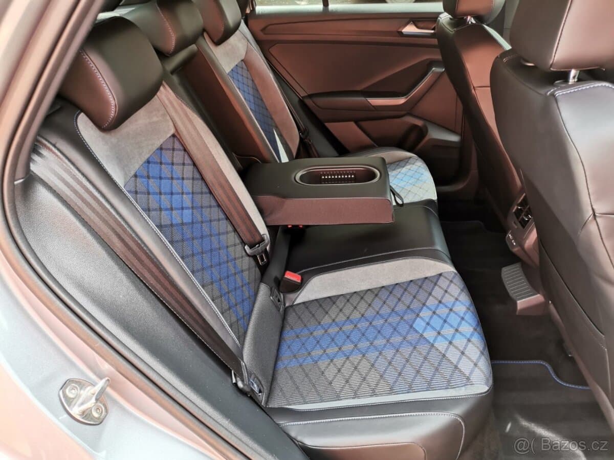 2025 Volkswagen T-ROC - 18