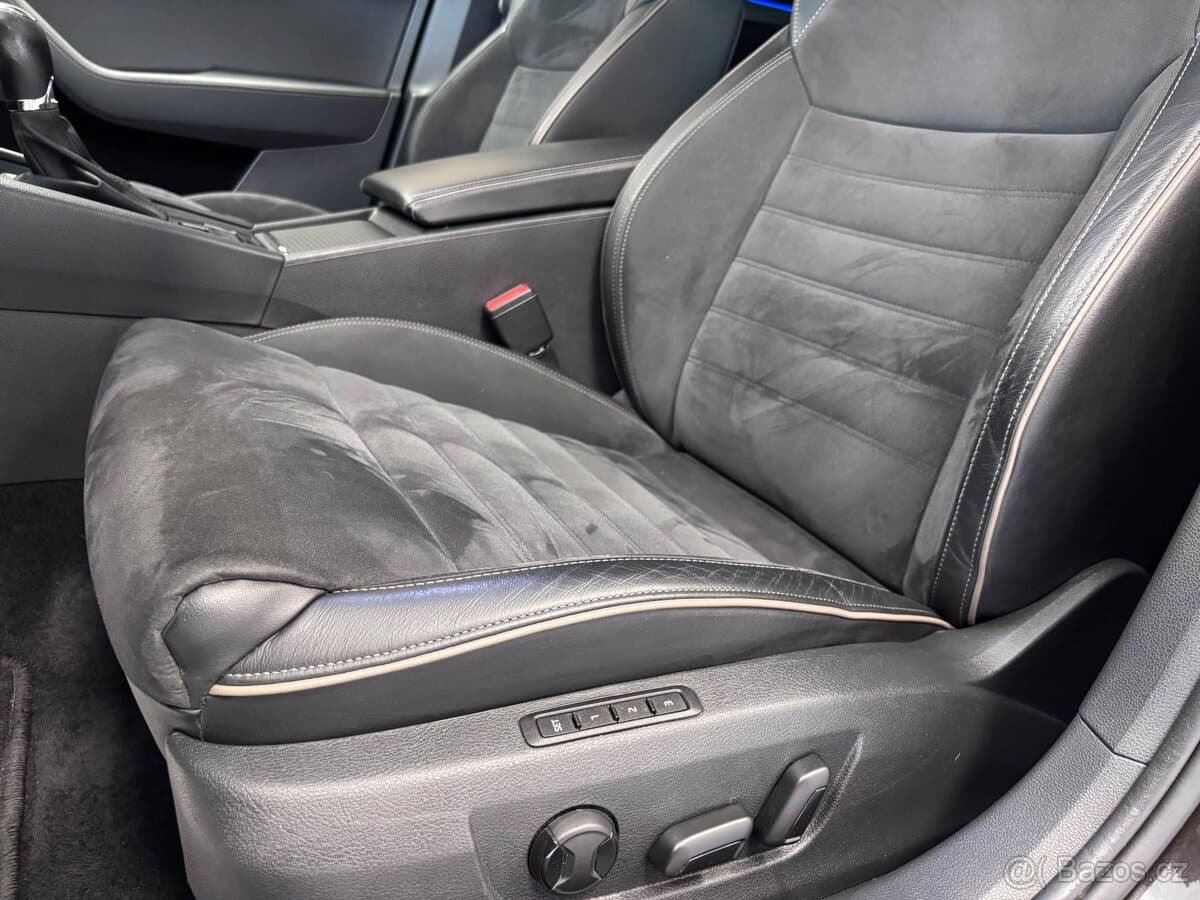 2021 Škoda SUPERB - 18