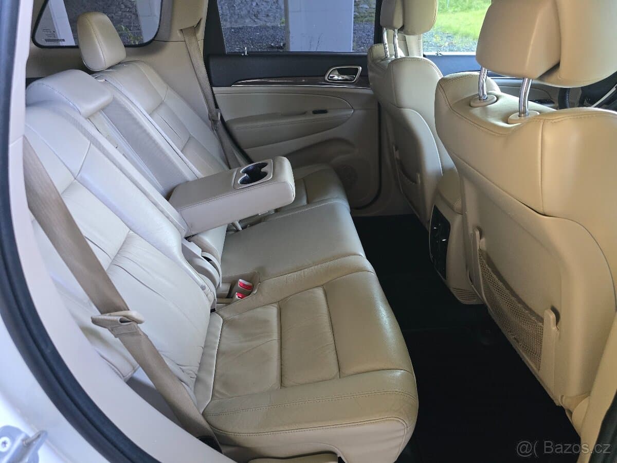 2014 Jeep CHEROKEE - 18