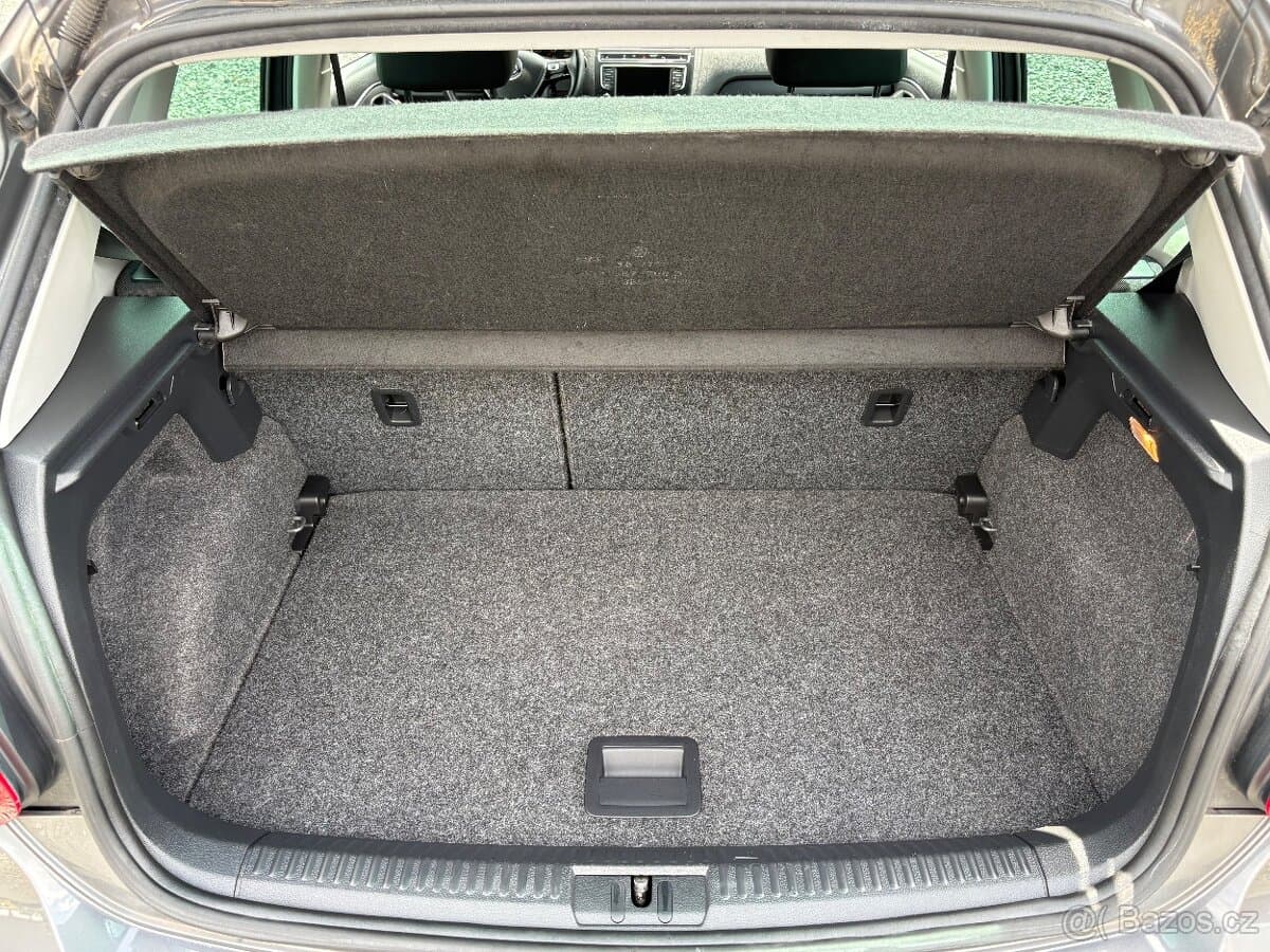2016 Volkswagen POLO - 18