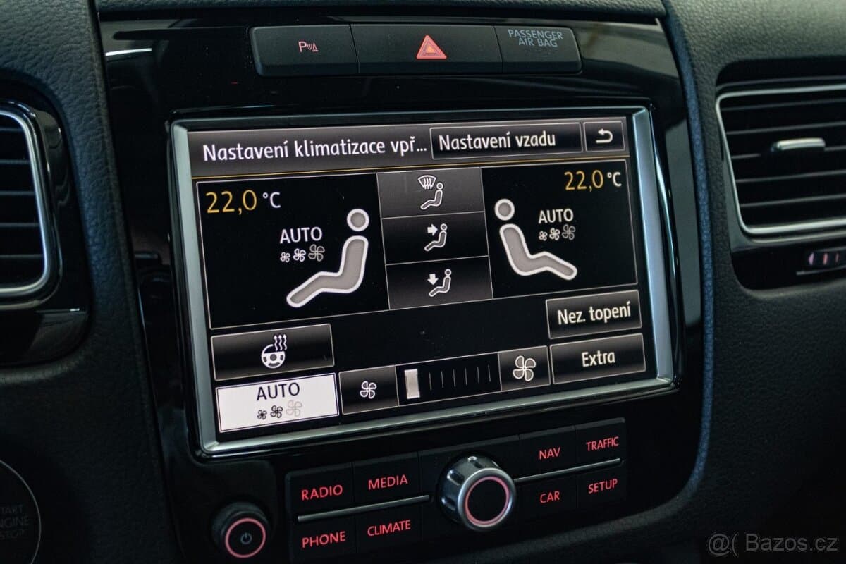 2014 Volkswagen TOUAREG - 18
