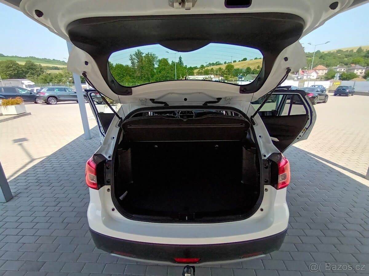 2019 Suzuki SX4 - 18