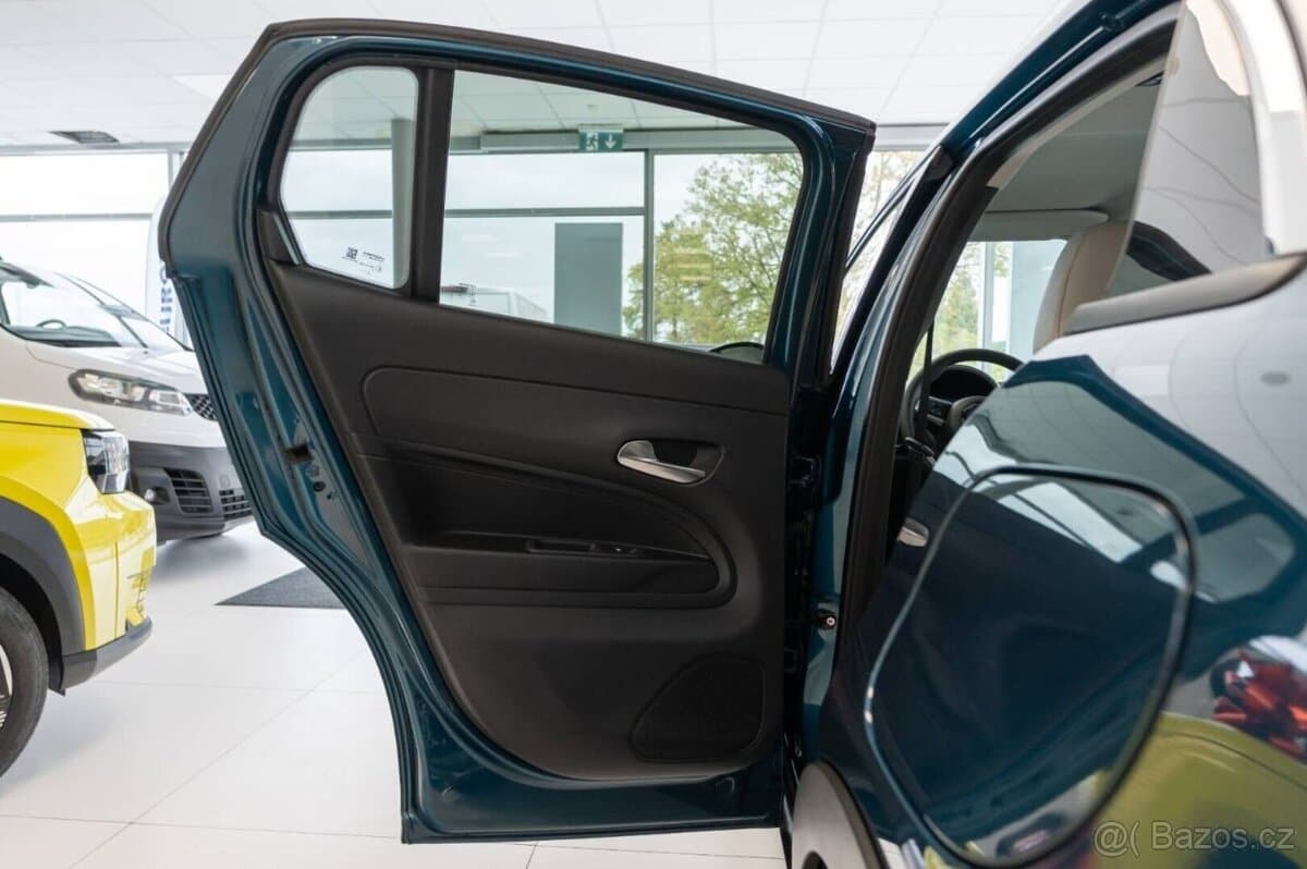 2024 Fiat 600 - 18