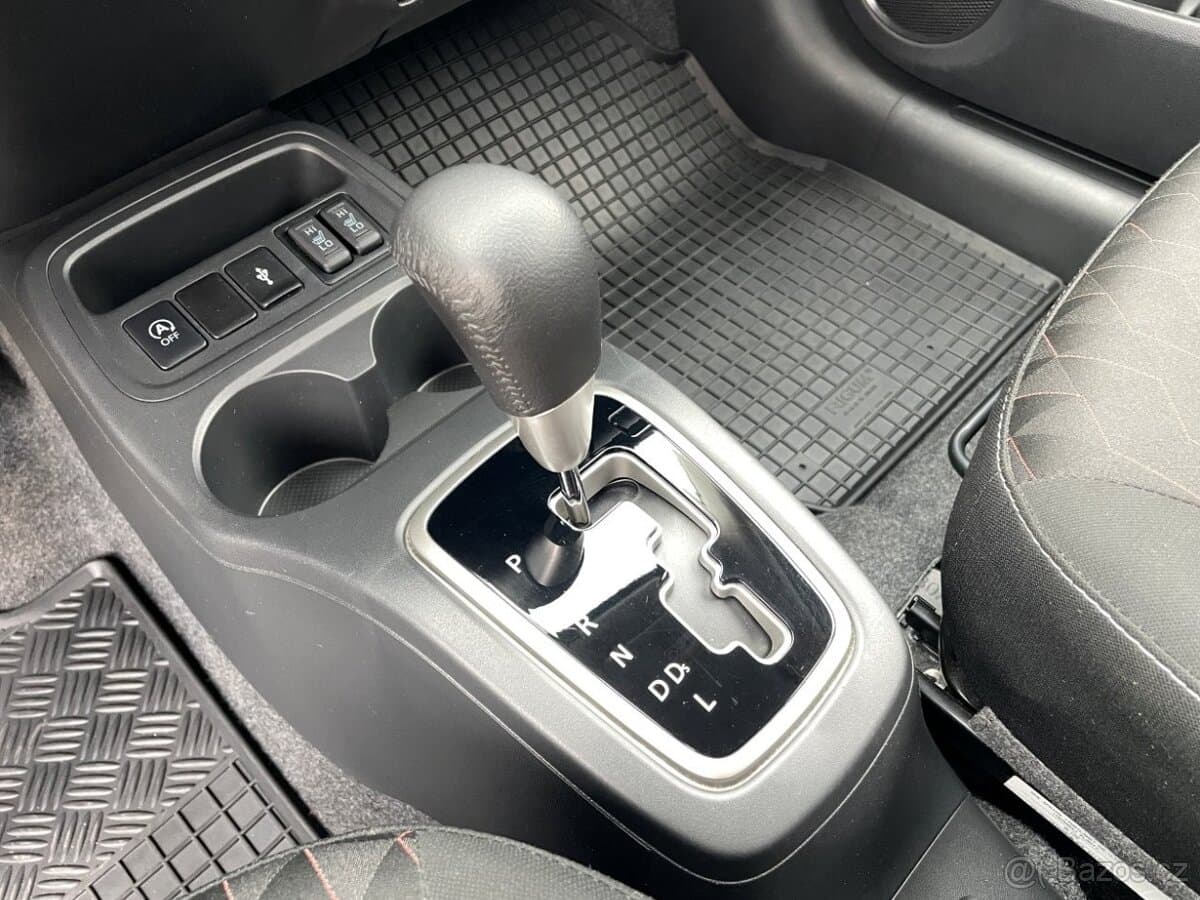 2020 Mitsubishi OSTATNÍ - 18