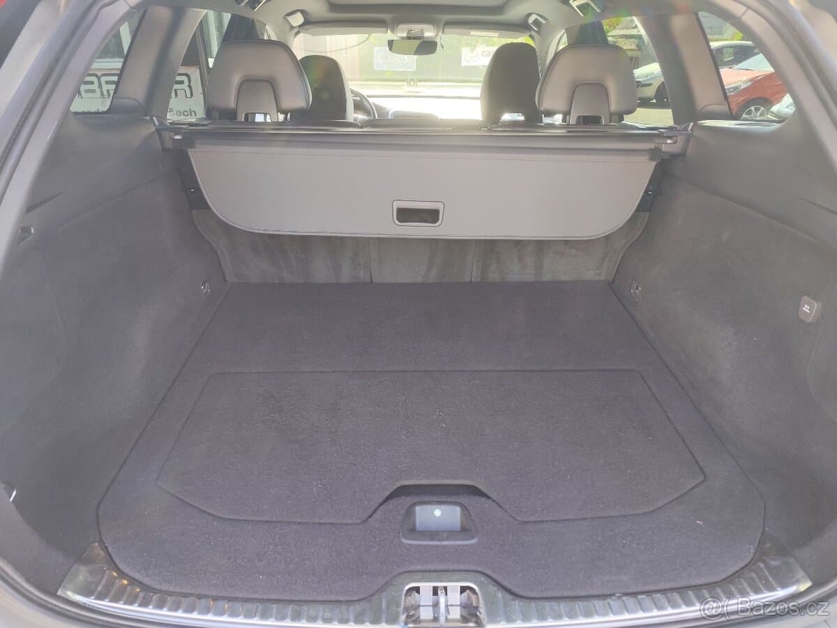 2016 Volvo XC60 - 18