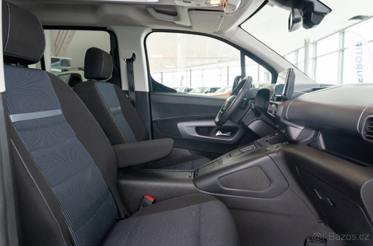 2025 Fiat DOBLO - 18