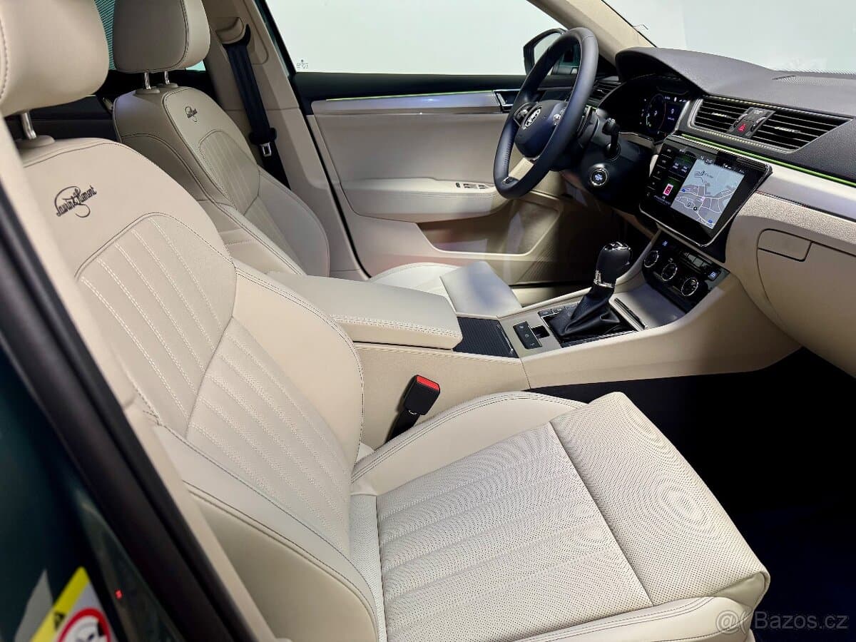 2023 Škoda SUPERB - 18