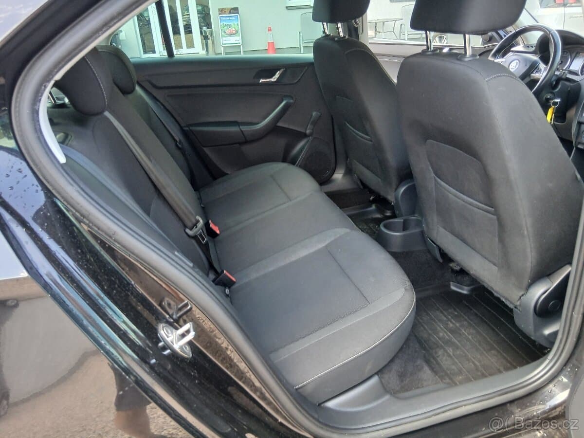 2015 Škoda RAPID - 18