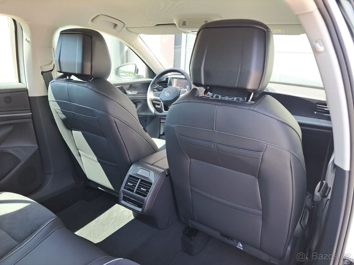 Volkswagen PASSAT - 18
