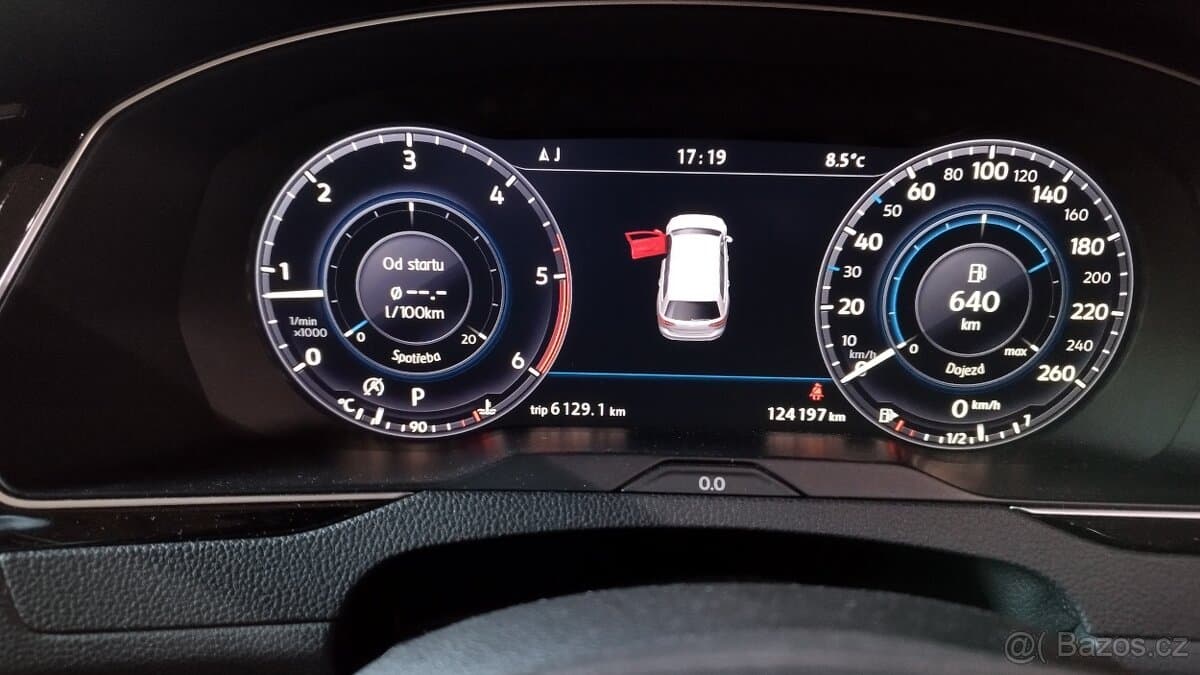2017 Volkswagen PASSAT - 18