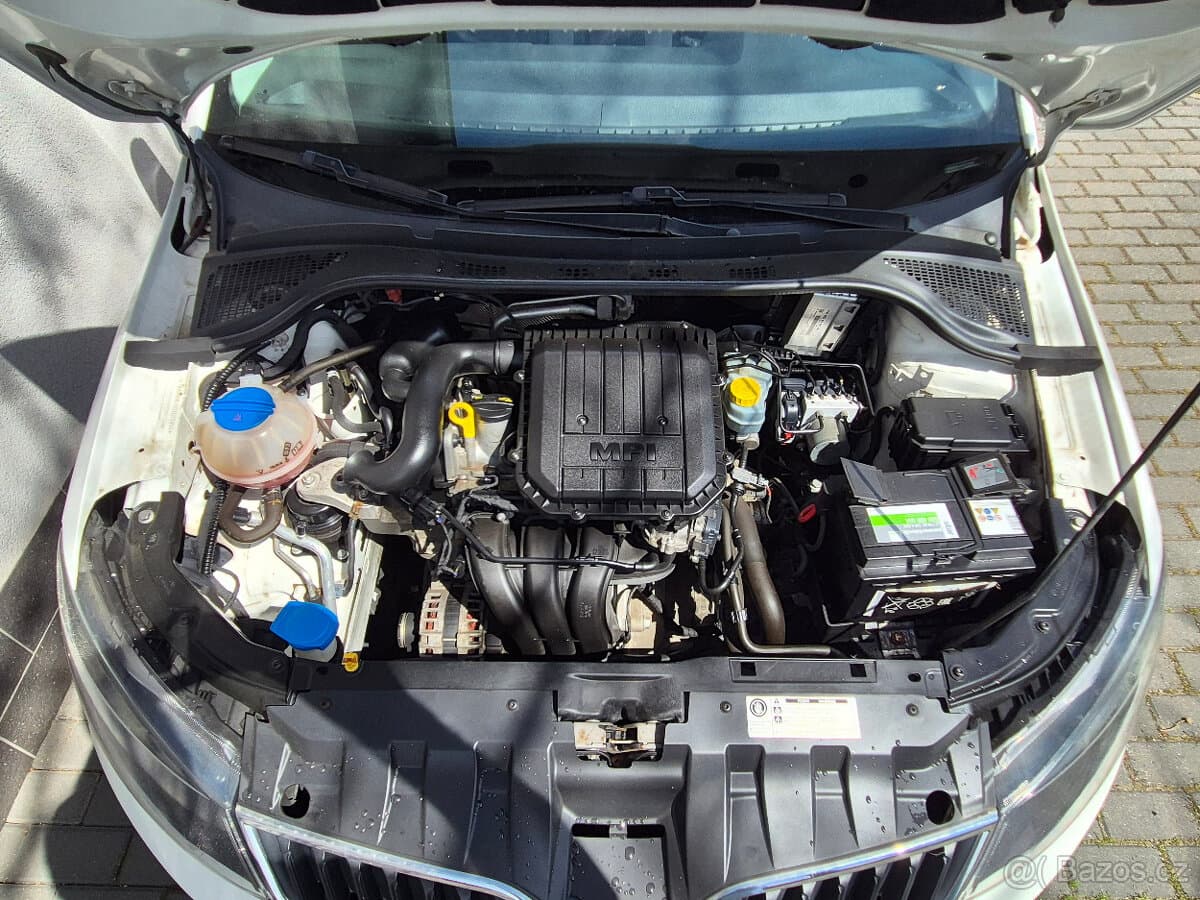 2015 Škoda FABIA - 18