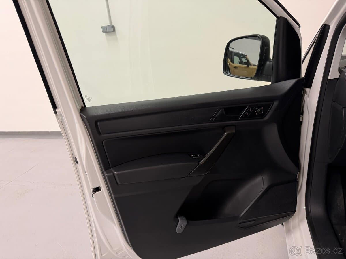 2020 Volkswagen CADDY - 18