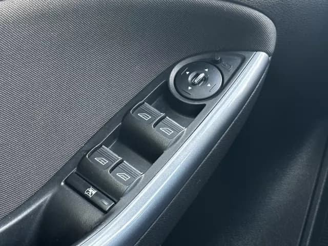 2012 Ford FOCUS - 18
