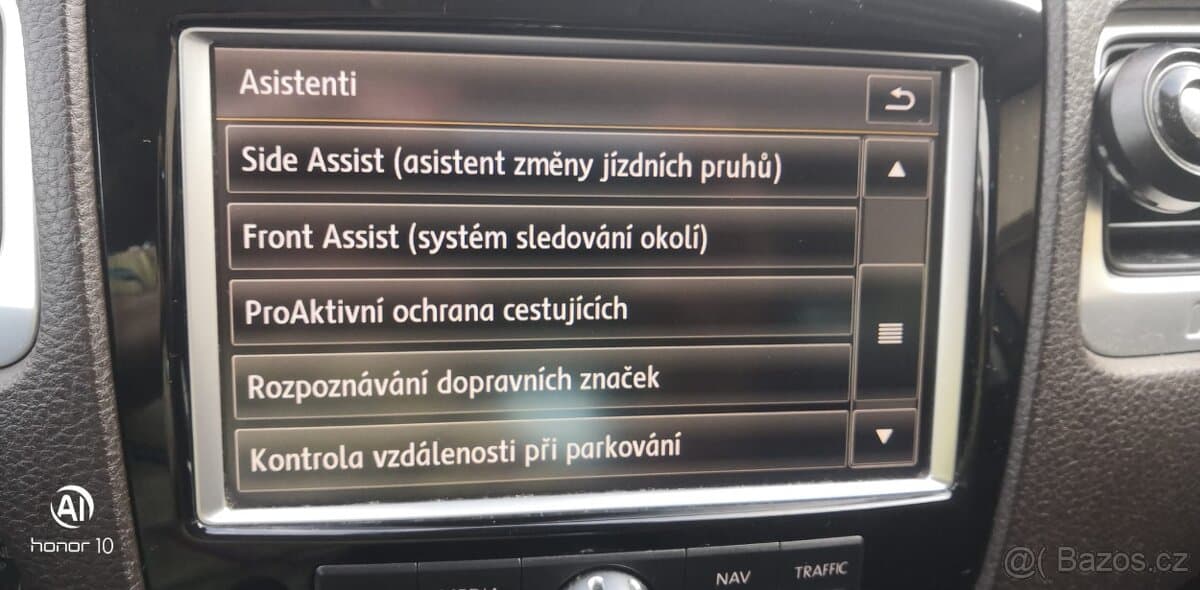 2013 Volkswagen TOUAREG - 18
