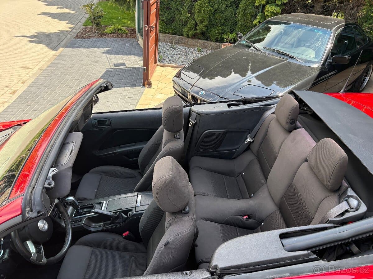 2013 Ford MUSTANG - 18