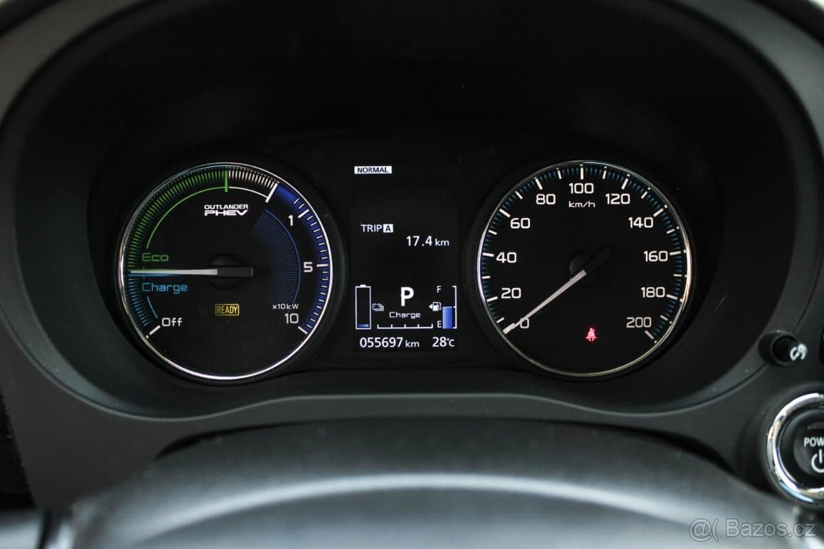 2021 Mitsubishi OUTLANDER - 18