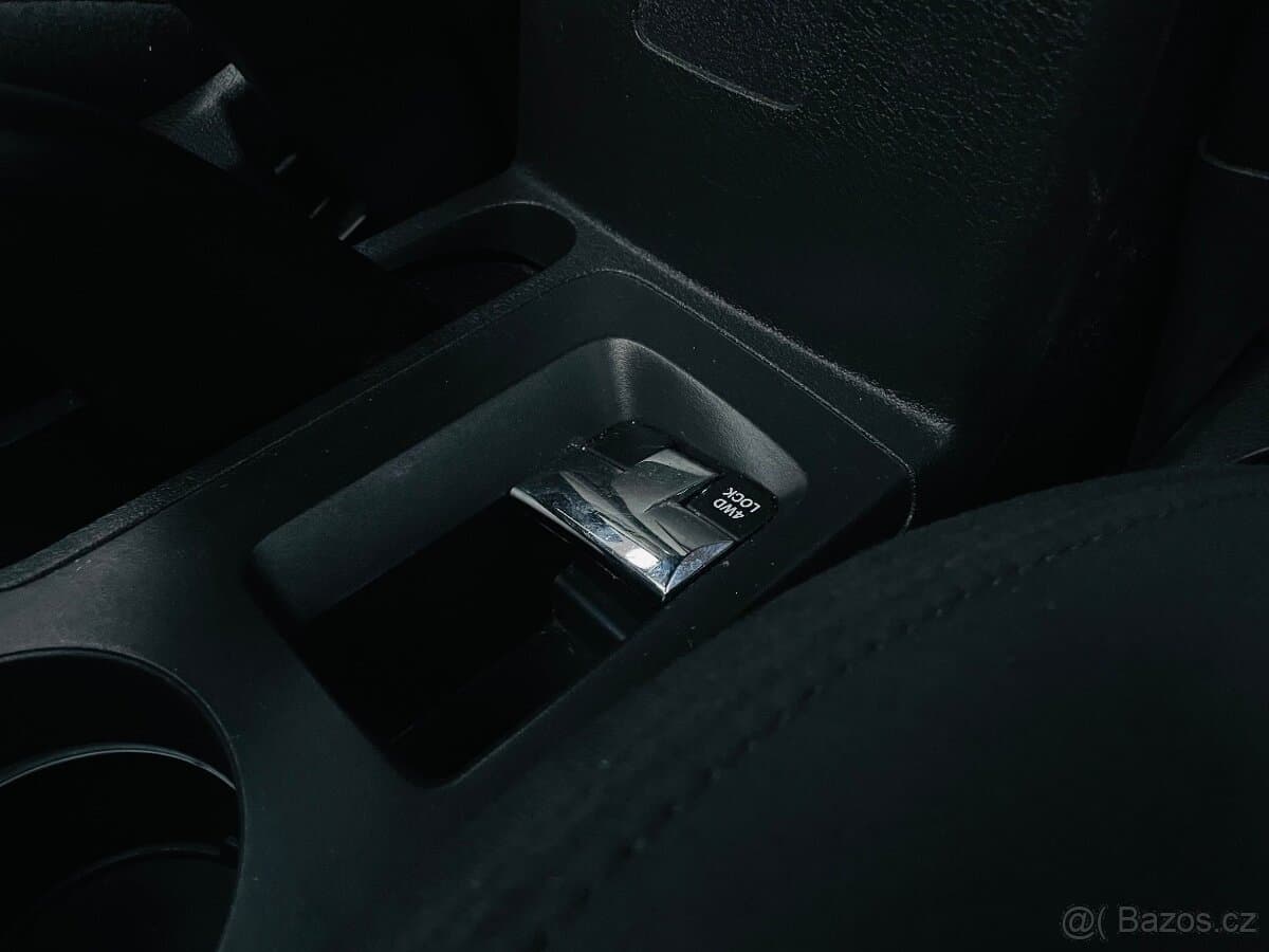 2012 Jeep COMPASS - 18