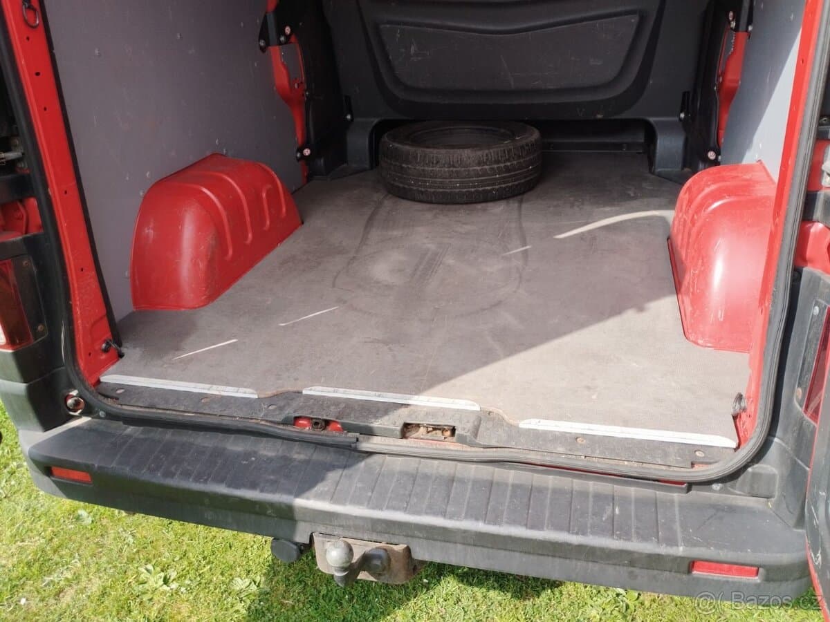 2015 Opel VIVARO - 18