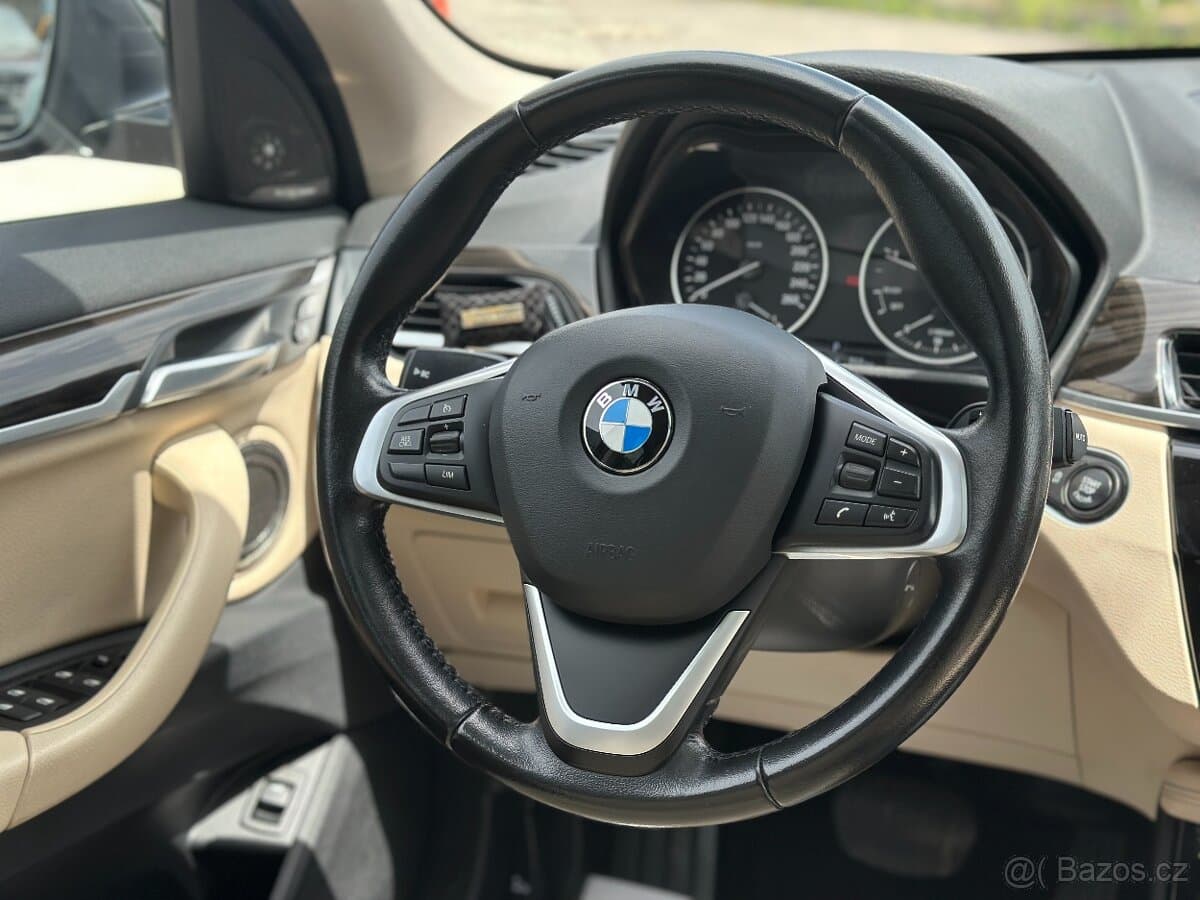 2017 BMW X1 - 18