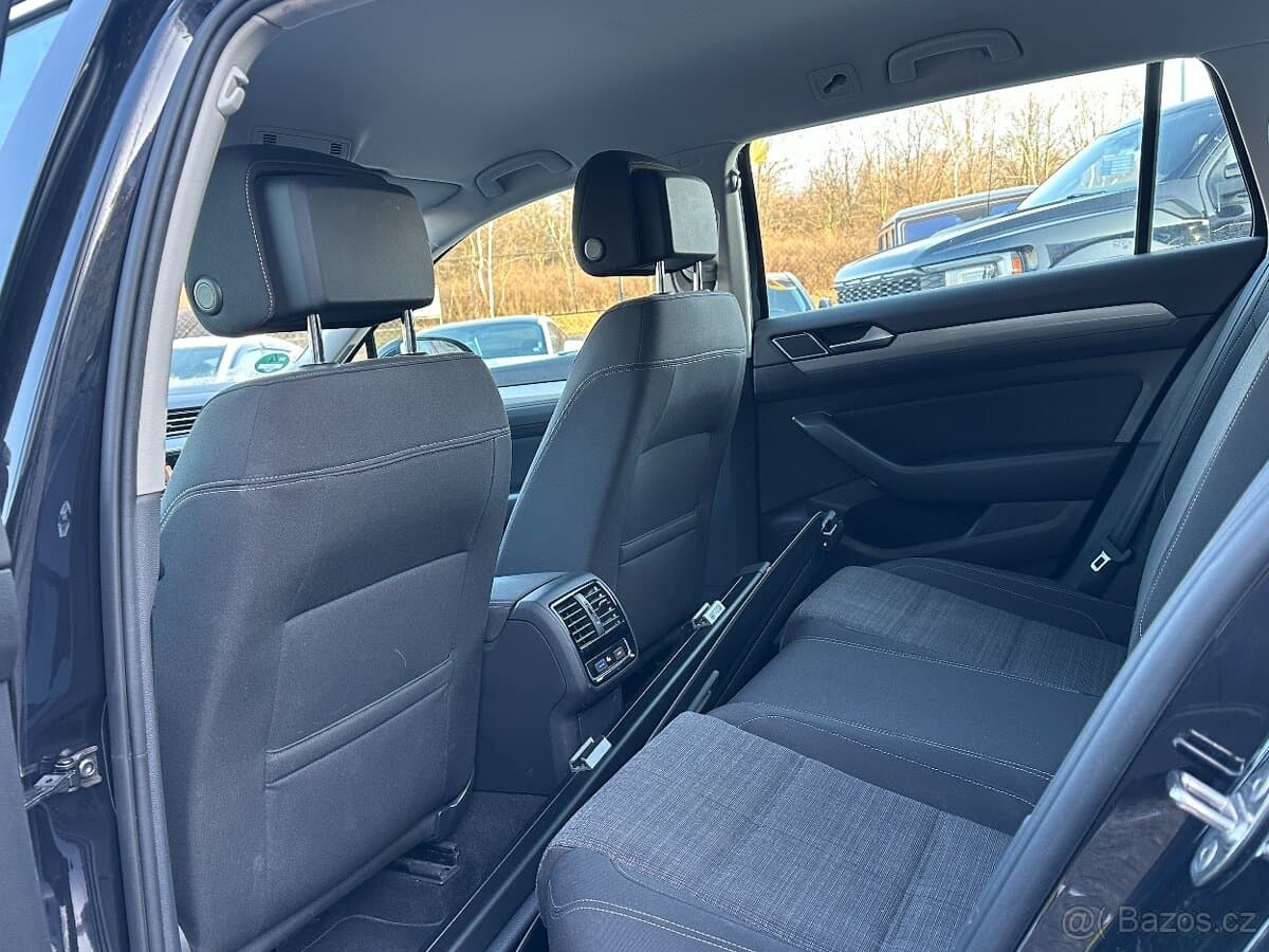 2021 Volkswagen PASSAT - 18