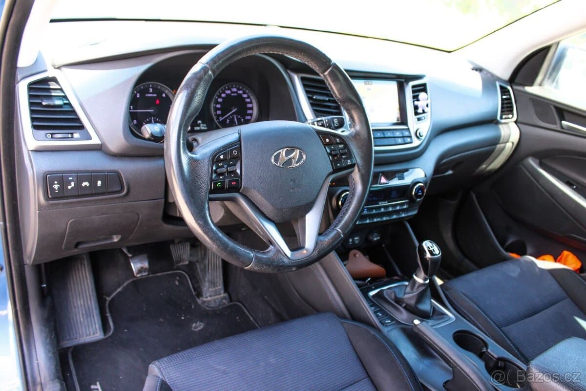 2015 Hyundai TUCSON - 18