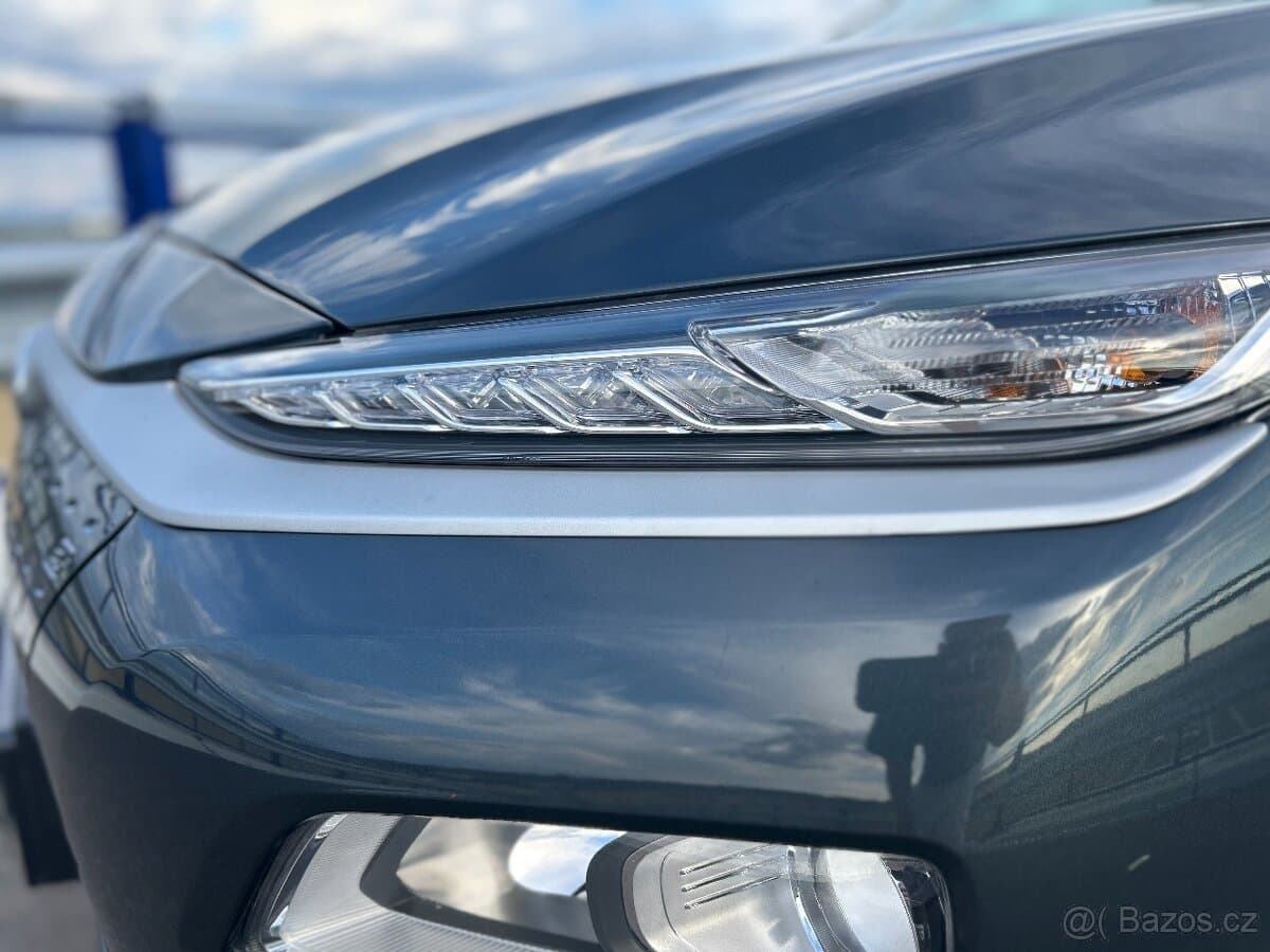 2021 Hyundai KONA - 18