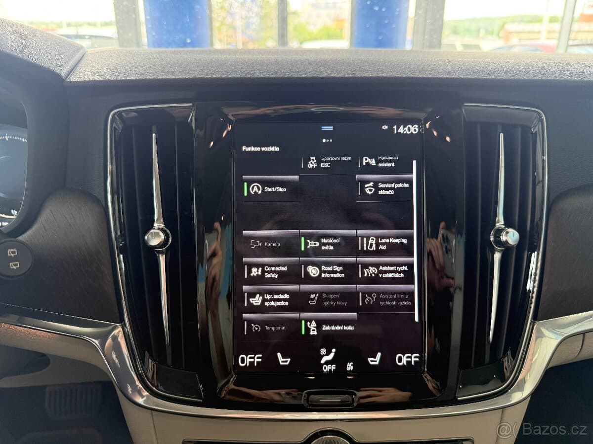 2019 Volvo V90 - 18