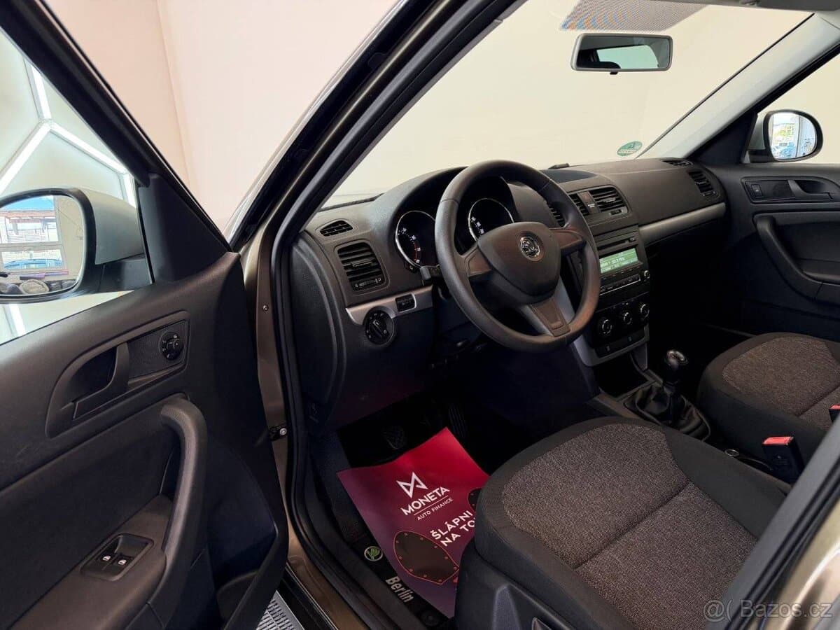 2015 Škoda YETI - 18
