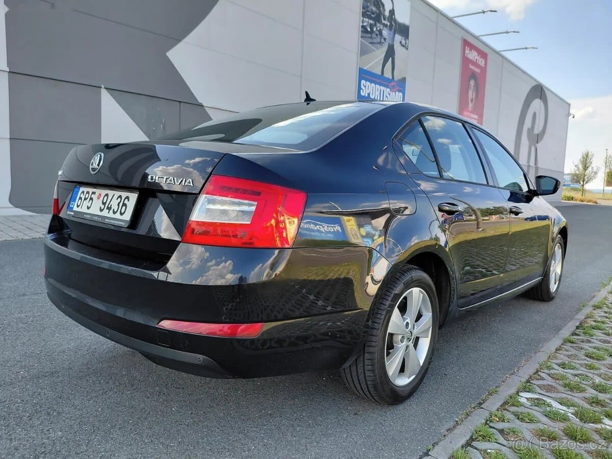 2015 Škoda OCTAVIA - 18