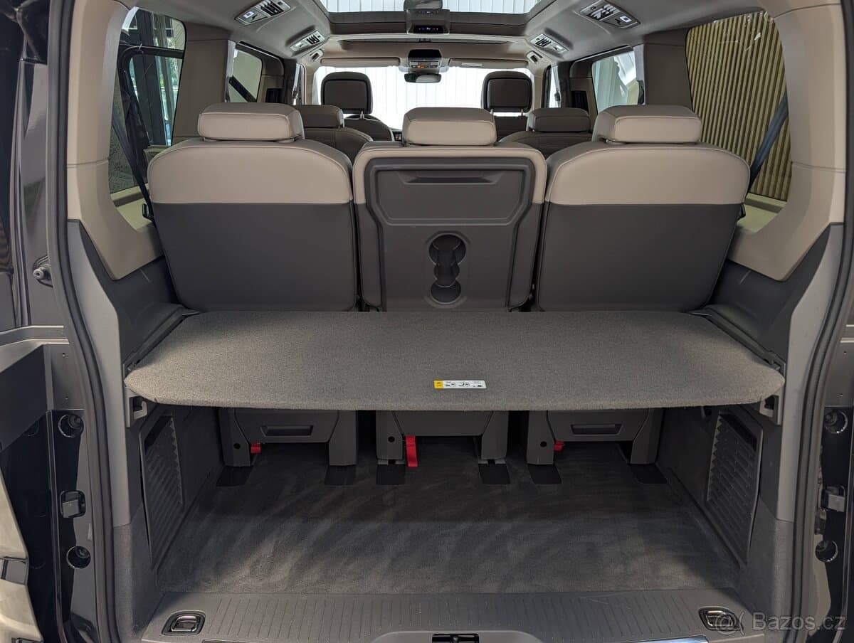 2025 Volkswagen MULTIVAN - 18